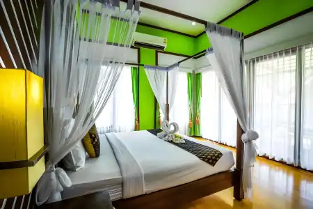 Phi Phi Andaman Beach Resort - 25
