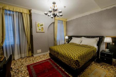 EGO’ Boutique - The Silk Road - 24