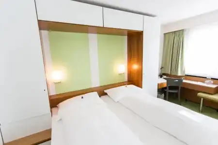 Budget Hostel - 37