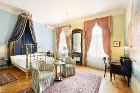 Erzherzog Johann Palais - 78