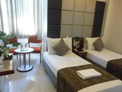 Elphinstone Annexe - 40