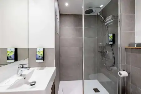 Sure by Best Western Bordeaux Lac - 9