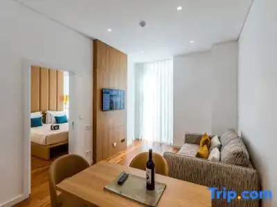 The 7, Suites, Studios & Apartments - 69