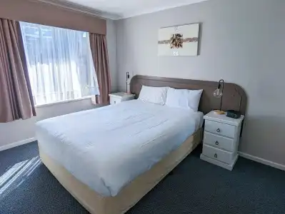 Arkana Motor Inn & Terrace Apartments - 64