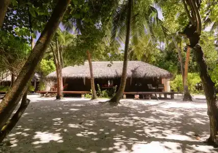 Medhufushi Island Resort - 10