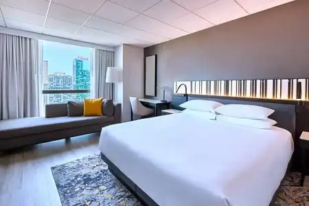 Hyatt Regency - 87