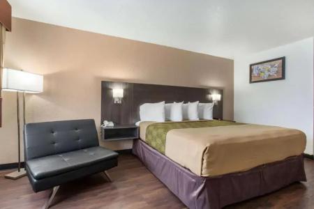 SureStay By Best Western Phoenix Airport - 37