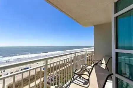 Carolinian Beach Resort by Vacasa - 290