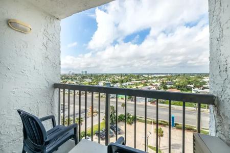 Tropical Winds Resort - 165