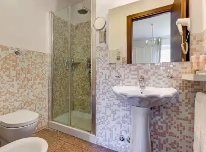 Little Rhome Suites - 25