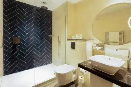 Indigo Edinburgh - Princes Street by IHG - 73