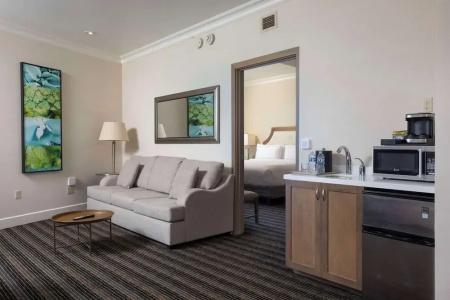 DoubleTree by Hilton San Diego Bayside - 151