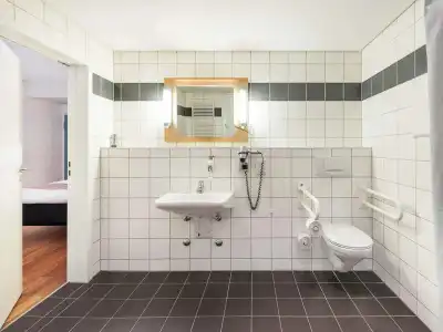 T H E Darmstadt - 7