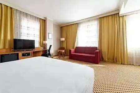 Courtyard By Marriott Pilsen - 90