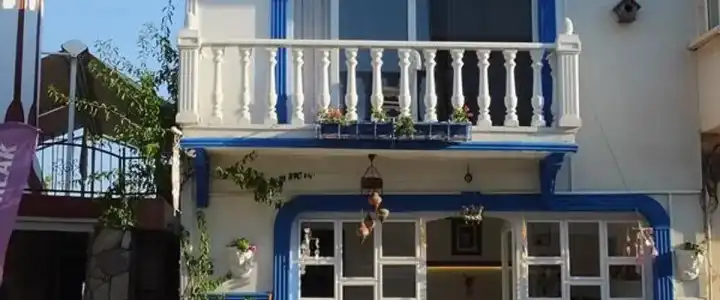Denizkizi Motel - 1
