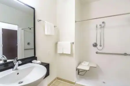 Motel 6 Laredo, TX - Airport - 7