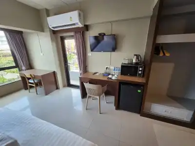 Wsotel and Serviced Apartment - 38