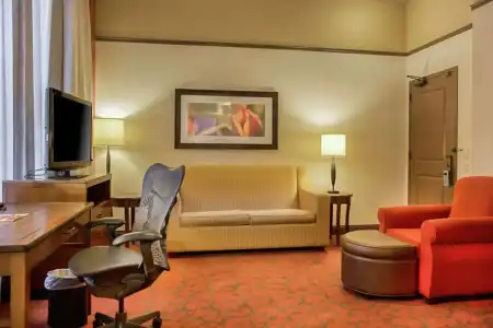 Hilton Garden Inn Milwaukee Downtown - 99