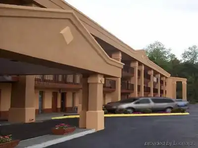 Scottish Inn Knoxville - 13