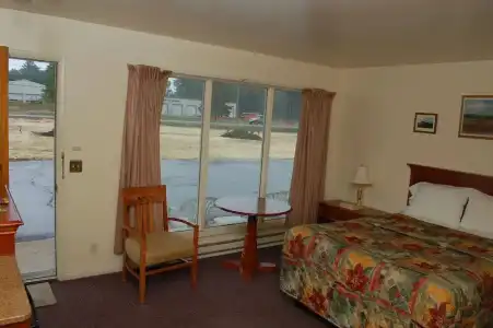 Sara Glen Motel - Saratoga Springs-Glens Falls - 66