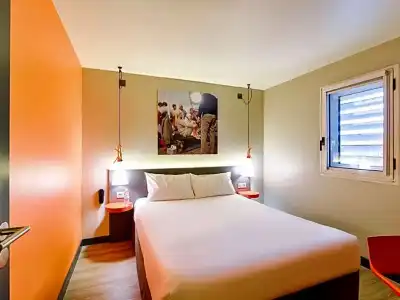 ibis Styles Lyon Confluence - 102