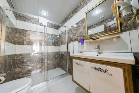 Grand Hamit - 61