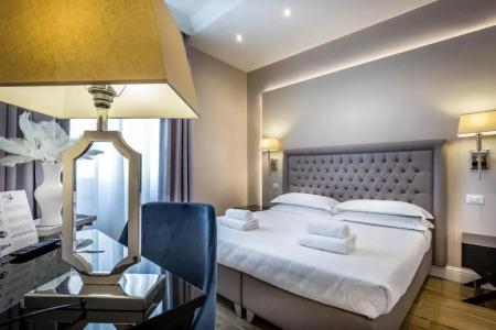 Emma Small Luxury - 79