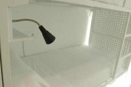 Feel Hostels Soho Malaga - 37