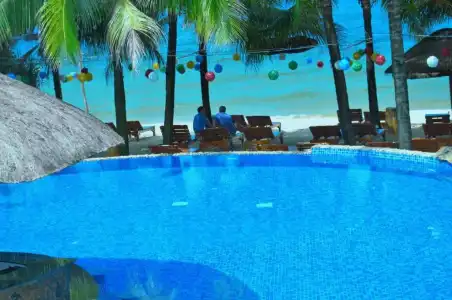 Coral Bay Resort - 8