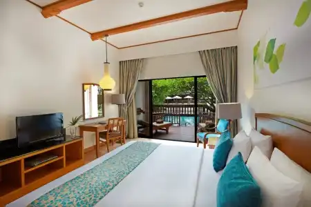 Woodlands & Resort - 3