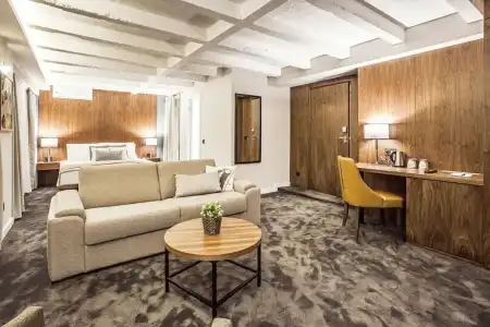Nomad Luxury Suites - 57