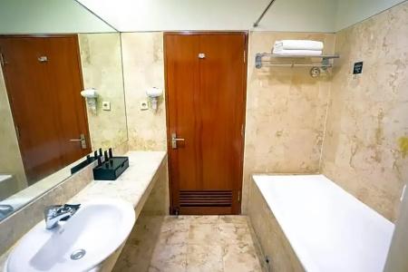 Savoy Homann - 111