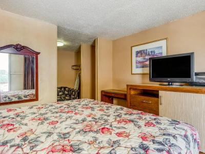 OYO O Jackson I-55 North - 5