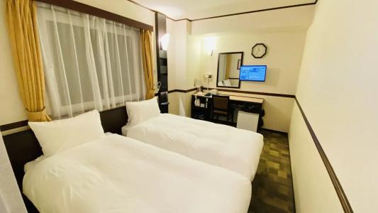 Toyoko Inn Tokyo Akiba Asakusabashi-Eki Higashi-Guchi - 3