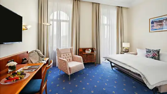 Bayerischer Hof Dresden - 6