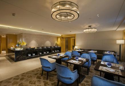 Hilton Wuhan Riverside - 44