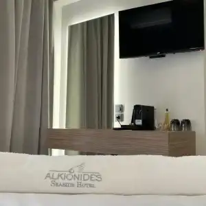 Rhoe Seaside Apartments - 20
