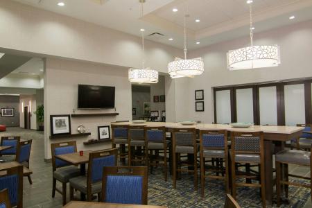 Hampton Inn & Suites Tulsa Downtown - 27
