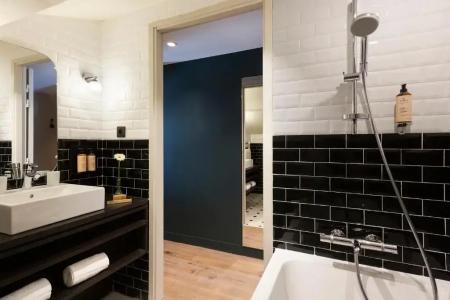 Ours Blanc & Spa - 62