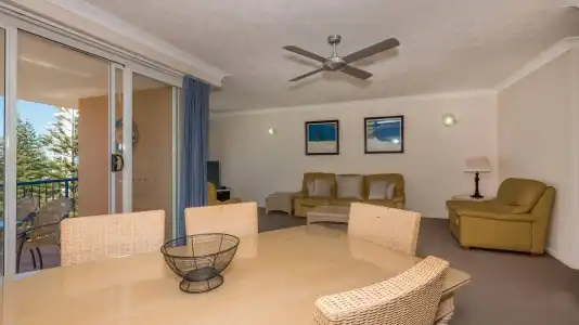 San Mateo on Broadbeach - 38