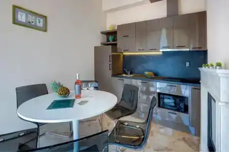 Venera & Anastasia Palace Apartments - 32