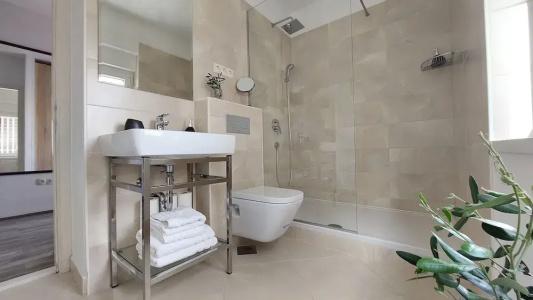 Refresh Boutique Apartments - 162