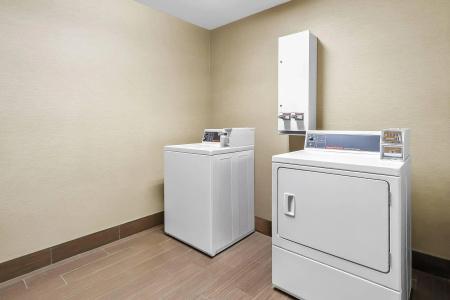 Comfort Suites El Paso West - 35