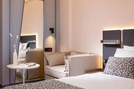 Pearl SeaBreeze Suites - 36