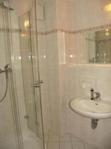 & Restaurant Klosterhof - 6