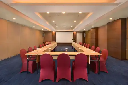 Platinum Adisucipto & Conference - 15