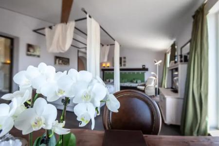 Hirschen in Freiburg-Lehen - 110