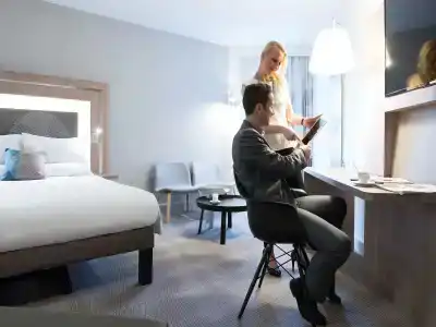Novotel Chateau De Versailles - 6