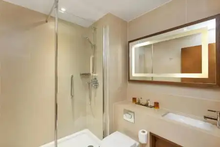 DoubleTree by Hilton London - Hyde Park - 50