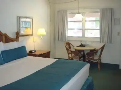 Pink Shell Beach Resort and Marina - 2